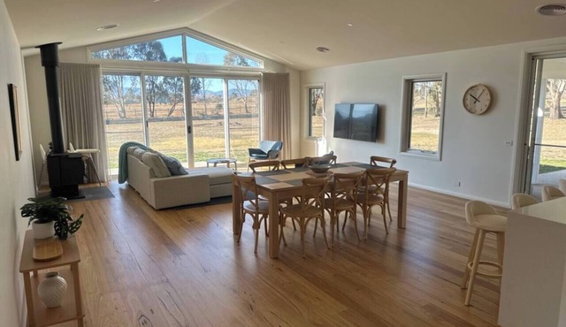 Kookaburra Views Retreat