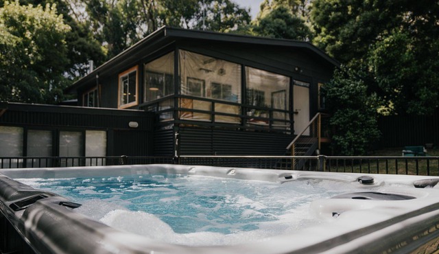 Koonunda House ~ Daylesford Macedon Region ~ Forest Retreat