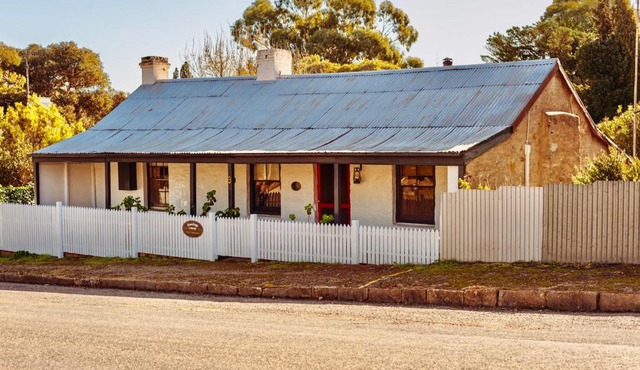 Kooringa Cottage