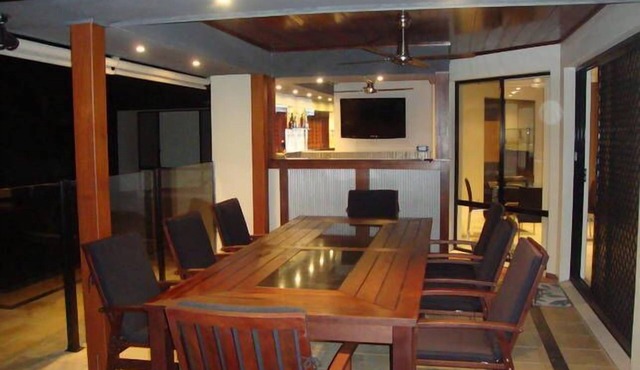 Kooroora House -Spa Bath-Pool- Billard Table