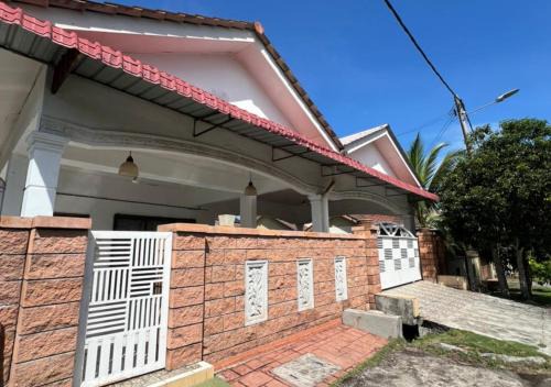 Kota Puteri Vibe Kampung Homestay