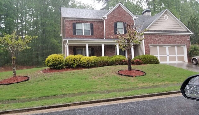 Kozy Home Away From Home mins from VD Tours , Film, Corps & Major Attractions