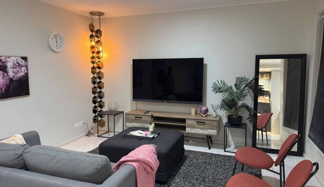 KozyGuru | 3BR Retreat to ADL and Barossa in 40m