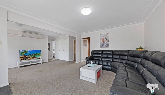 KozyGuru | Blacktown | Peaceful 3B House