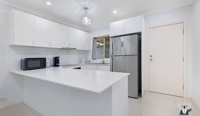 KozyGuru | Fairfield East | Newly Renovated House