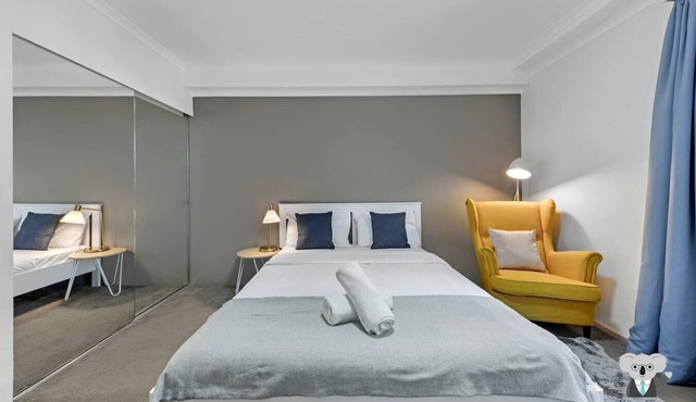 KozyGuru | Haymarket | Best Location Studio