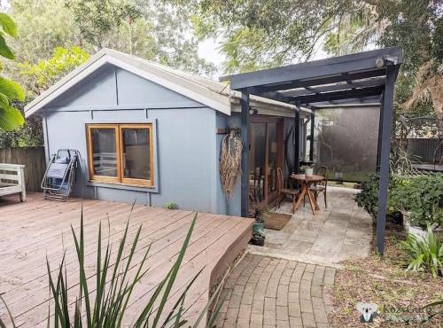KozyGuru| Marrickville| Lovely Granny Flat Studio