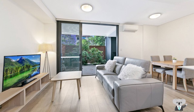 KOZYGURU Waitara 2 Bed APT Train Station