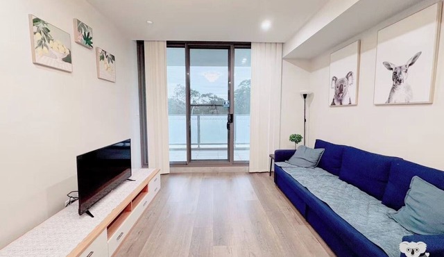 KozyGuru | Wentworthville | 2 Bed 2 Bath Apt