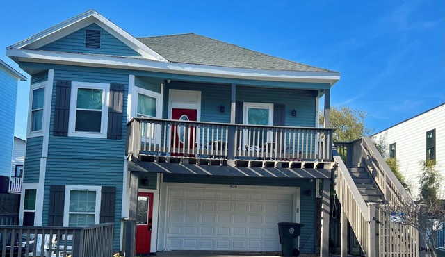 Kraken Reef | Upper unit | Close to the beach!