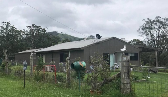 Krambach Cabin Farmstay, mid northcoast, pets, Forster, Gloucester,Taree, Nabiac