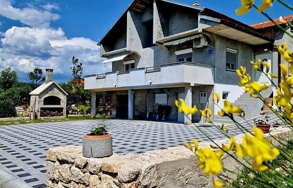 Krneza vacation house
