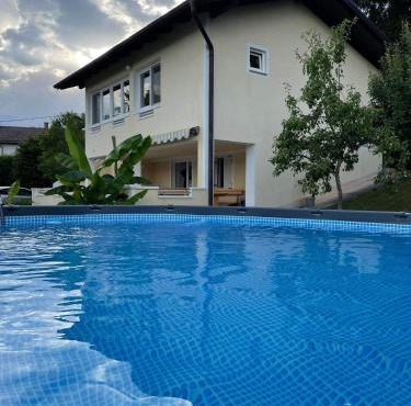 KUĆA ZA ODMOR HANA
