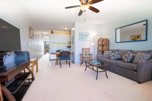 Kuau Plaza 302 condo