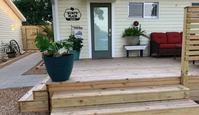 Kuby's Place, Downtown Shiner Casita