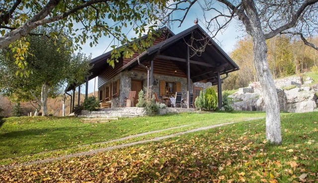 Kuća Dida Juke pod Lipovcem - Two Bedroom House with Terrace