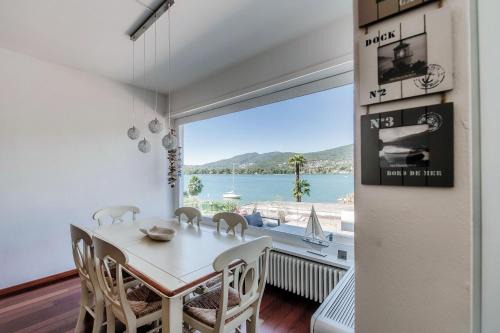 Kümin Lake View by Quokka 360 - Apartment with Direct Lake Access