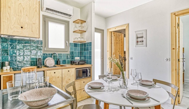 Kumquart estate/complex of 6 apartments comfort, privacy & Mediterranean charm