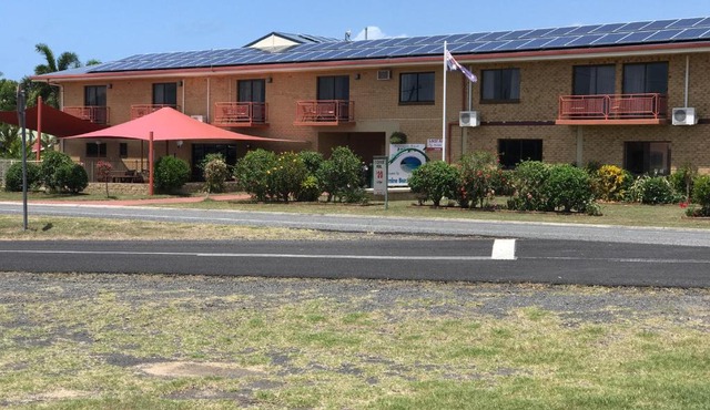 Kurrimine Beach Motel