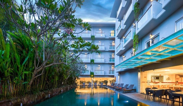 Kuta Galleria Hotel