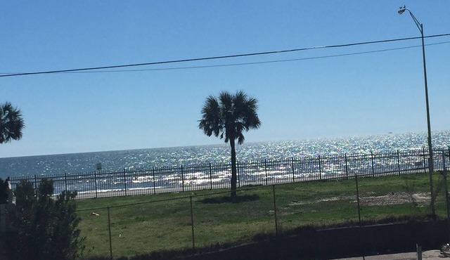 Kwik Kabana "Where the Beach Counts"