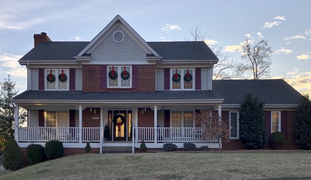 KY Derby Ready! Churchill Downs - LESS than 6 minutes!