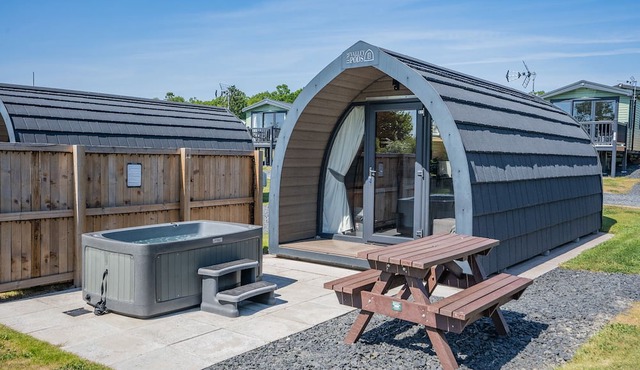 Kyloe Glamping Pod (Pet Friendly)