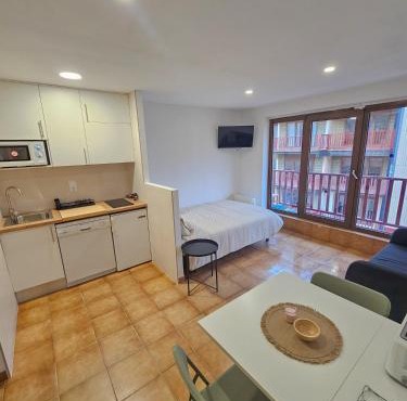 Kyra-Apartaments FronteraBL HUT2-6074