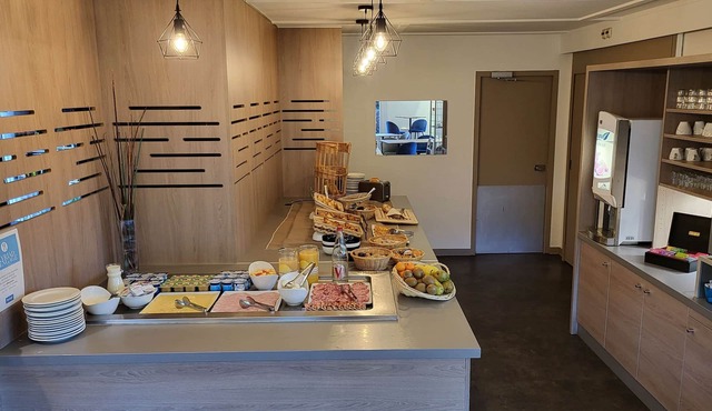 KYRIAD BELLEGARDE - Genève