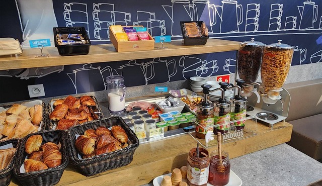 Kyriad Direct Lyon Nord - Dardilly