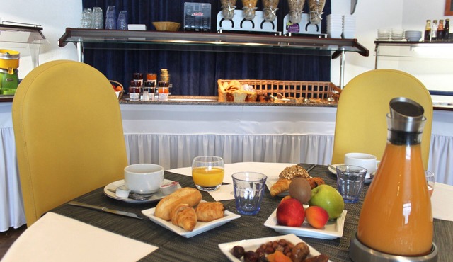 Kyriad Direct Rennes Ouest