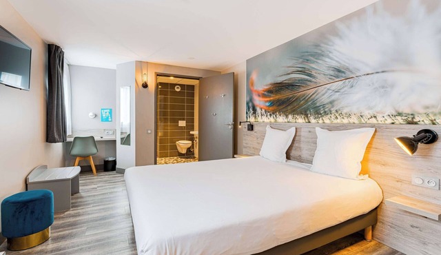 KYRIAD DIRECT Tours Sud - Chambray Lès Tours