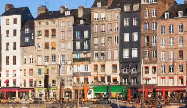 KYRIAD HONFLEUR - La Riviere Saint Sauveur