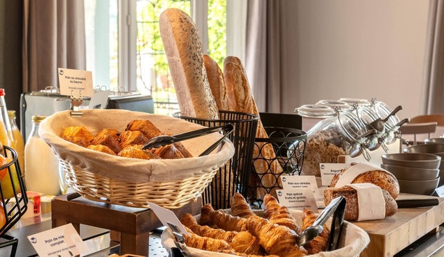 Kyriad Niort Est - La Crèche