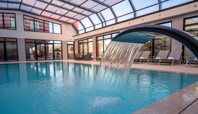 Kyriad Prestige Lyon Est - Saint Priest Eurexpo Hotel and Spa