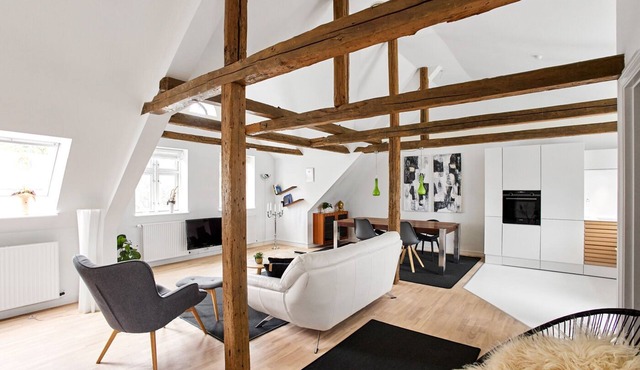 Lækker og Charmerende Lejlighed i Centrum - tæt ved Strand