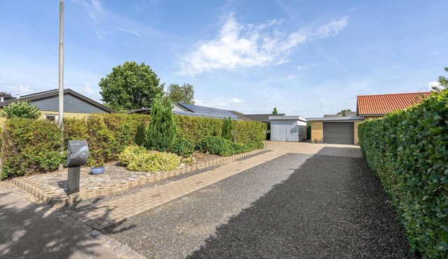 Lækkert hus tæt på alt