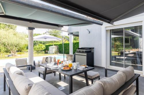 L’Âme des Vignes - Climatisée avec piscine