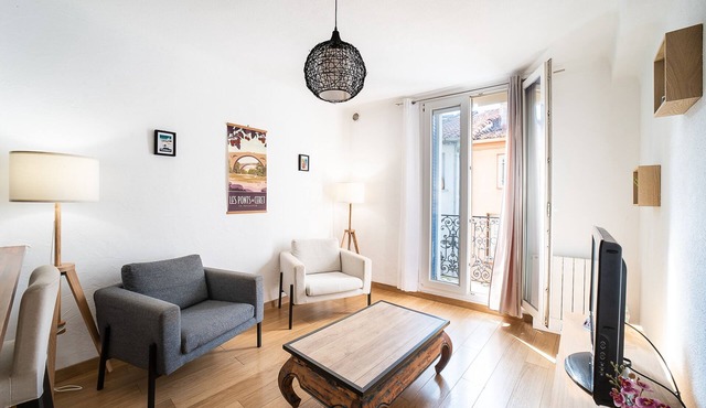 L'Âne Rouge de Céret - Classé 3 étoiles - Au cœur de Céret