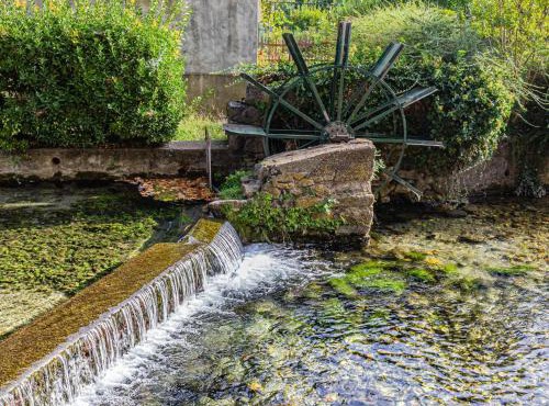 L échappée, maison au bord de l eau