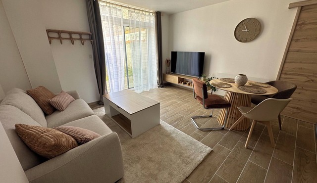 L'Échappée - Cosy one-bedroom apartment in Brissac, charm and calm near vineyards