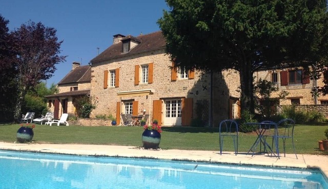 L'écrin de verdure*Vue imprenable*Piscine