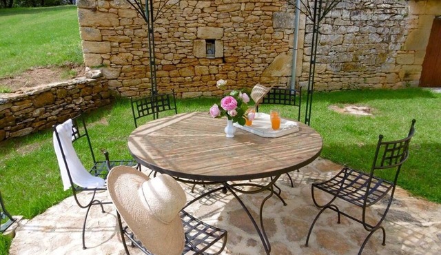 L'énéa, 5-person character house with pool access