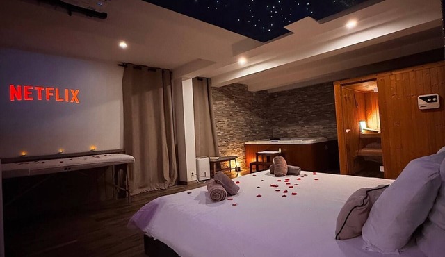 L'Évasion étoilée - Jacuzzi Sauna Hammam