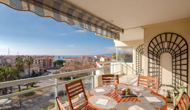 L'Aétius by Interhome