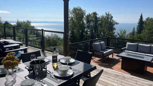 L'Audacieux - SPA, Billard, Poker, Arcade, fleuve, l'évasion VIP