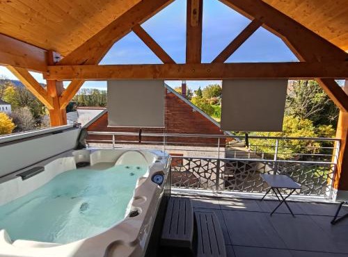 L'ACIÉRIE Logis de luxe avec Jacuzzi