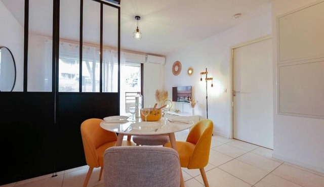 L'Alba Rosso- Air-conditioning, terrace and parking lot