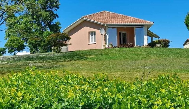 L'allée des charmes - AIRE SUR L'ADOUR