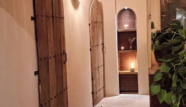 L'AMAGAT unusual apartment with heated indoor pool and steam room